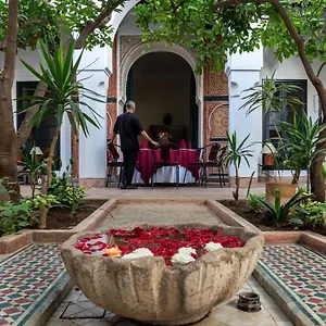 riyad-el-cadi-marrakech.marrakeshhotelsmorocco.com/